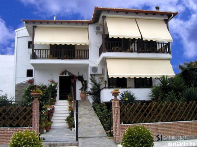 Hotel Viky, Sarti